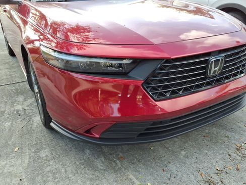 Used 2024 Honda Accord EX image 10