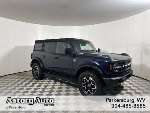 Certified 2021 Ford Bronco Outer Banks image 1