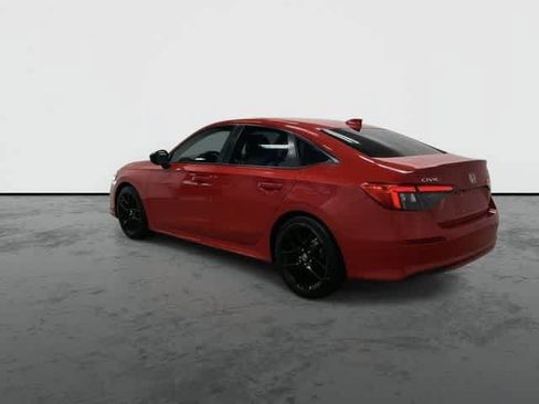 Used 2023 Honda Civic Sport image 9