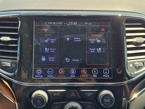 Used 2019 Jeep Grand Cherokee Limited w/ Luxury Group II AWD/4WD image 22