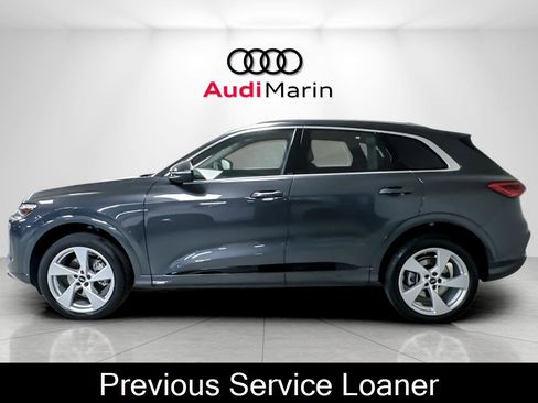 Certified 2025 Audi Q5 Premium Plus w/ Premium Plus image 2