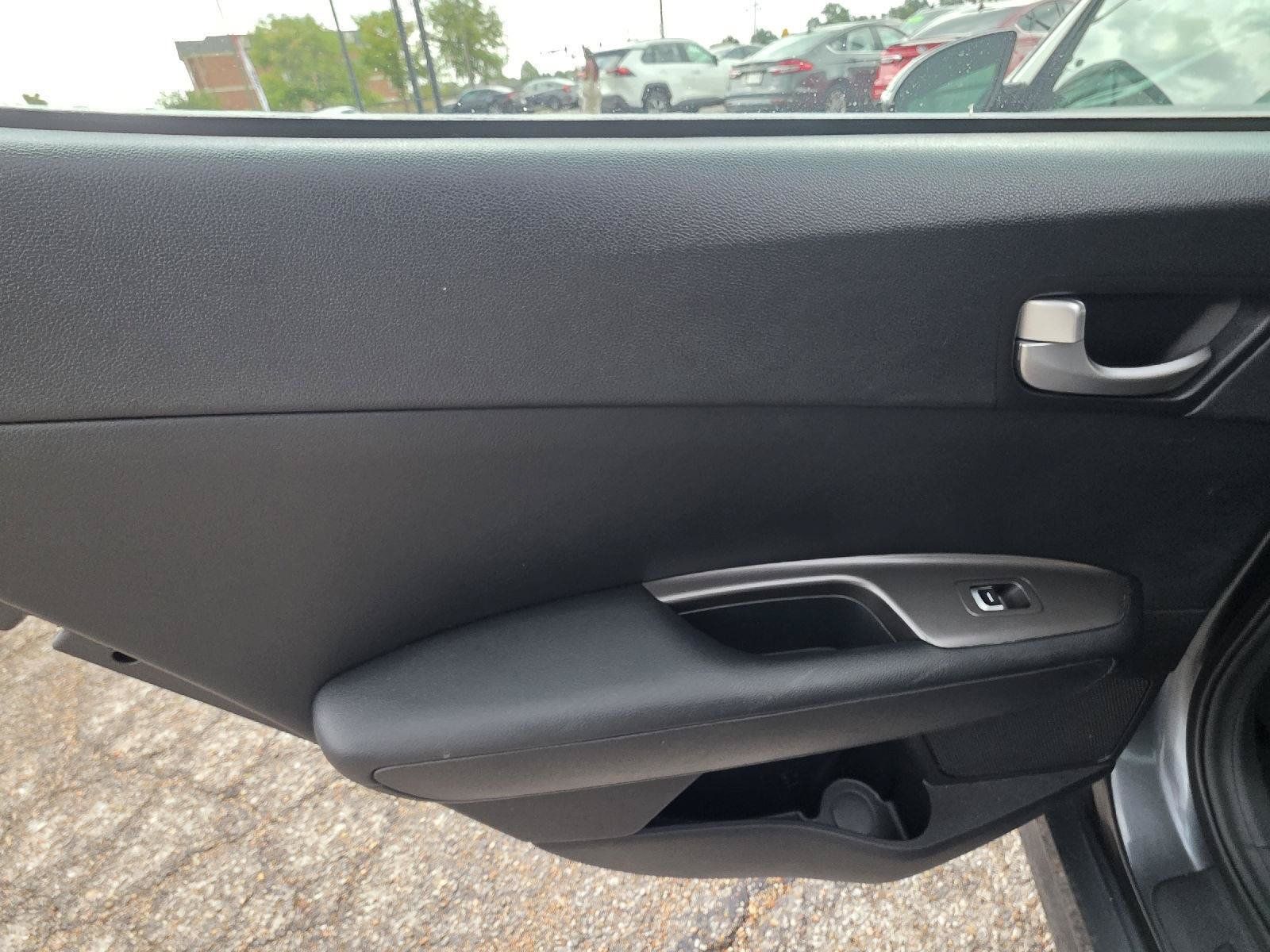 Used 2019 Kia Optima LX FWD image 31