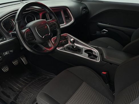 Used 2019 Dodge Challenger R/T Scat Pack w/ Dynamics Package RWD image 9