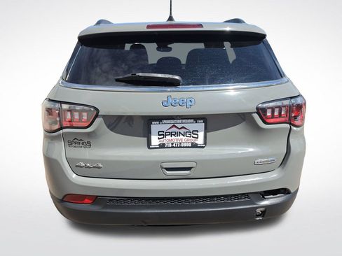 Used 2023 Jeep Compass Latitude AWD/4WD image 4