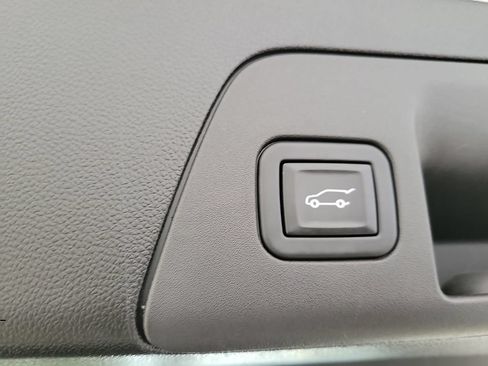 Certified 2023 Buick Envision Avenir AWD/4WD image 23