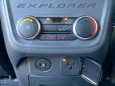 New 2026 Ford Explorer ST w/ Sun And Sound Package image 28