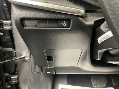 Used 2025 Nissan Kicks S image 15