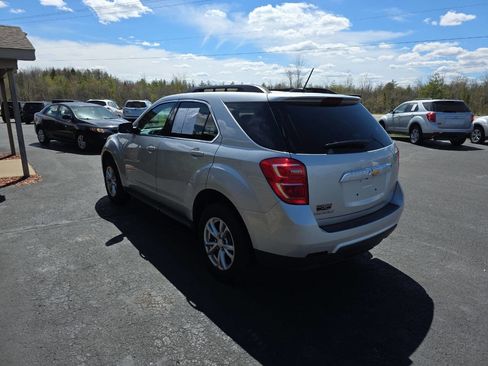 Used 2017 Chevrolet Equinox LT w/ Convenience Package FWD image 8