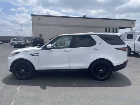 Used 2017 Land Rover Discovery HSE AWD/4WD image 5