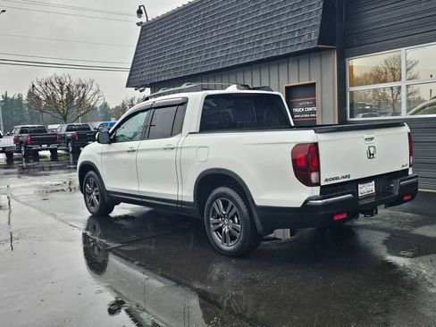 Used 2020 Honda Ridgeline Sport image 10