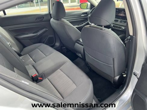 Certified 2024 Nissan Altima 2.5 SV w/ SV Premium Package AWD/4WD image 21