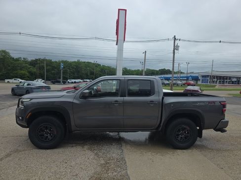 New 2026 Nissan Frontier PRO-4X AWD/4WD image 9