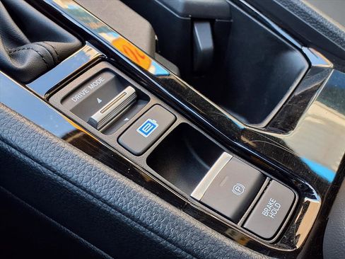 Certified 2023 Honda Accord Sport image 29