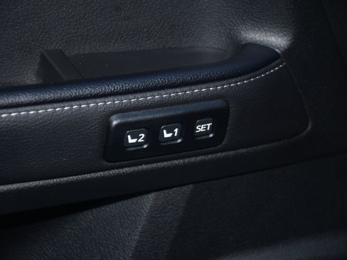 Used 2023 Toyota 4Runner Limited image 11