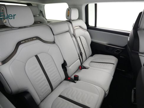Used 2023 Rivian R1S Adventure AWD/4WD image 5