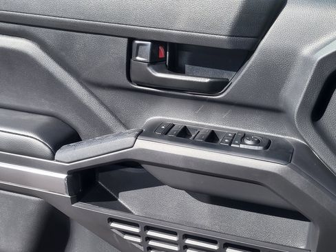 New 2026 Toyota Tacoma SR5 AWD/4WD image 17