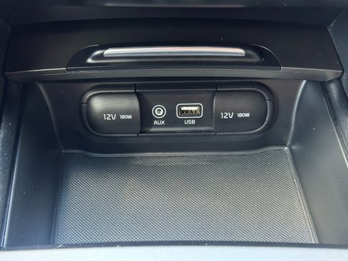 Used 2020 Kia Optima LX FWD image 25