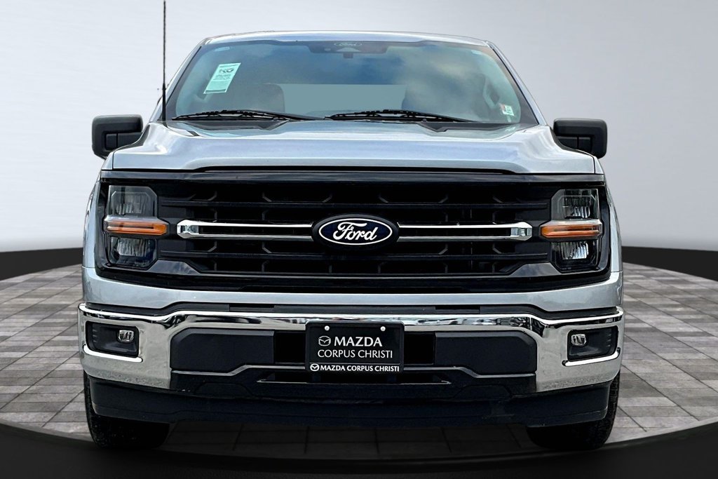Used 2025 Ford F150 XLT w/ Equipment Group 301A Standard RWD image 3
