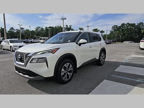 Used 2023 Nissan Rogue SV FWD image 21