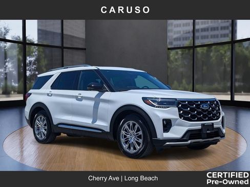 Certified 2025 Ford Explorer Platinum RWD image 1