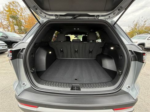 Used 2026 Chevrolet Equinox LT image 26