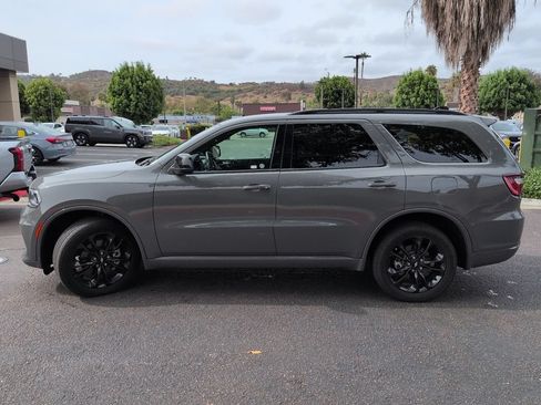 Used 2025 Dodge Durango GT w/ Blacktop Package AWD/4WD image 5
