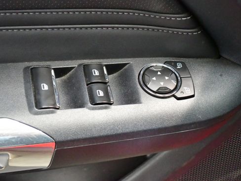 Used 2024 Ford Mustang Premium image 28