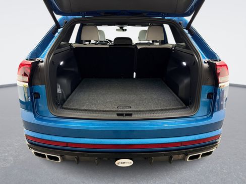 Used 2024 Volkswagen Atlas Cross Sport SEL Premium R-Line image 24