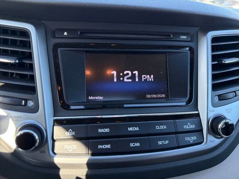 Used 2018 Hyundai Tucson SE w/ Cargo Package image 19