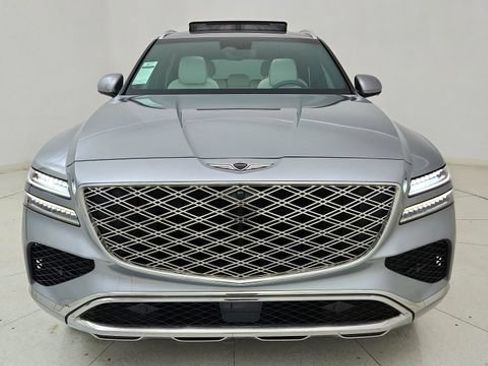 Used 2025 Genesis GV80 3.5T Prestige image 13