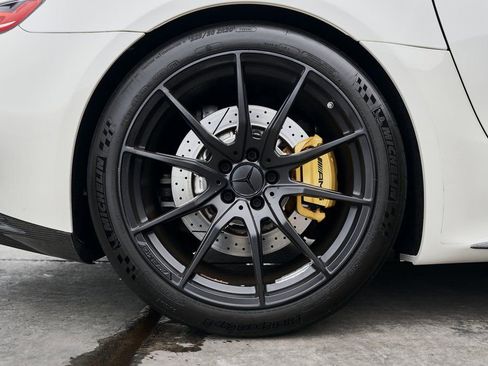 Used 2019 Mercedes-Benz AMG GT R image 39