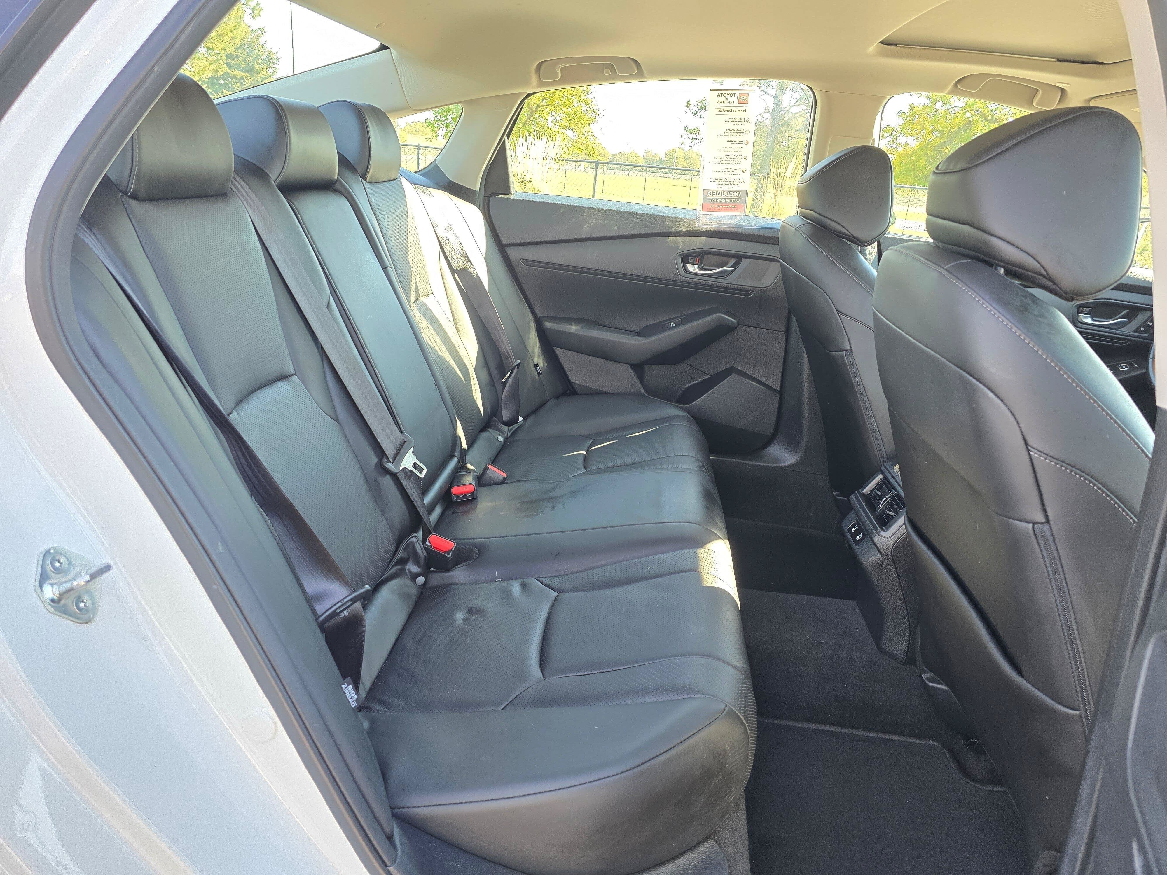 Used 2023 Honda Accord EX-L image 12