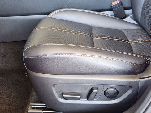 Used 2025 MAZDA CX-50 AWD 2.5 S w/ Accent Package image 24