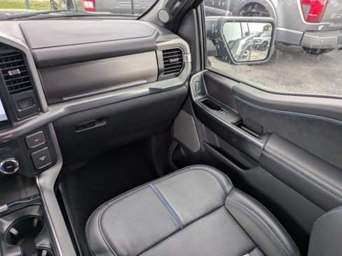 Certified 2025 Ford F150 Platinum AWD/4WD image 17