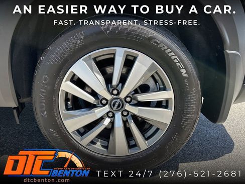 Used 2025 Nissan Pathfinder SL AWD/4WD image 22