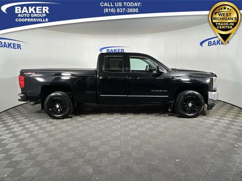Used 2018 Chevrolet Silverado 1500 LT w/ All Star Edition image 10