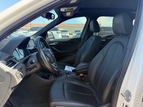 Used 2018 BMW X1 sDrive28i w/ Convenience Package FWD image 11