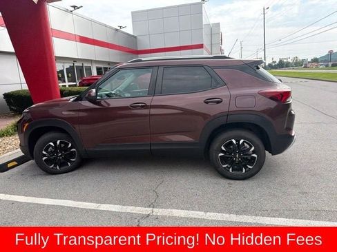 Used 2022 Chevrolet TrailBlazer LT w/ Convenience Package AWD/4WD image 9