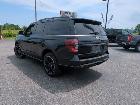 Used 2023 Ford Expedition Limited AWD/4WD image 34