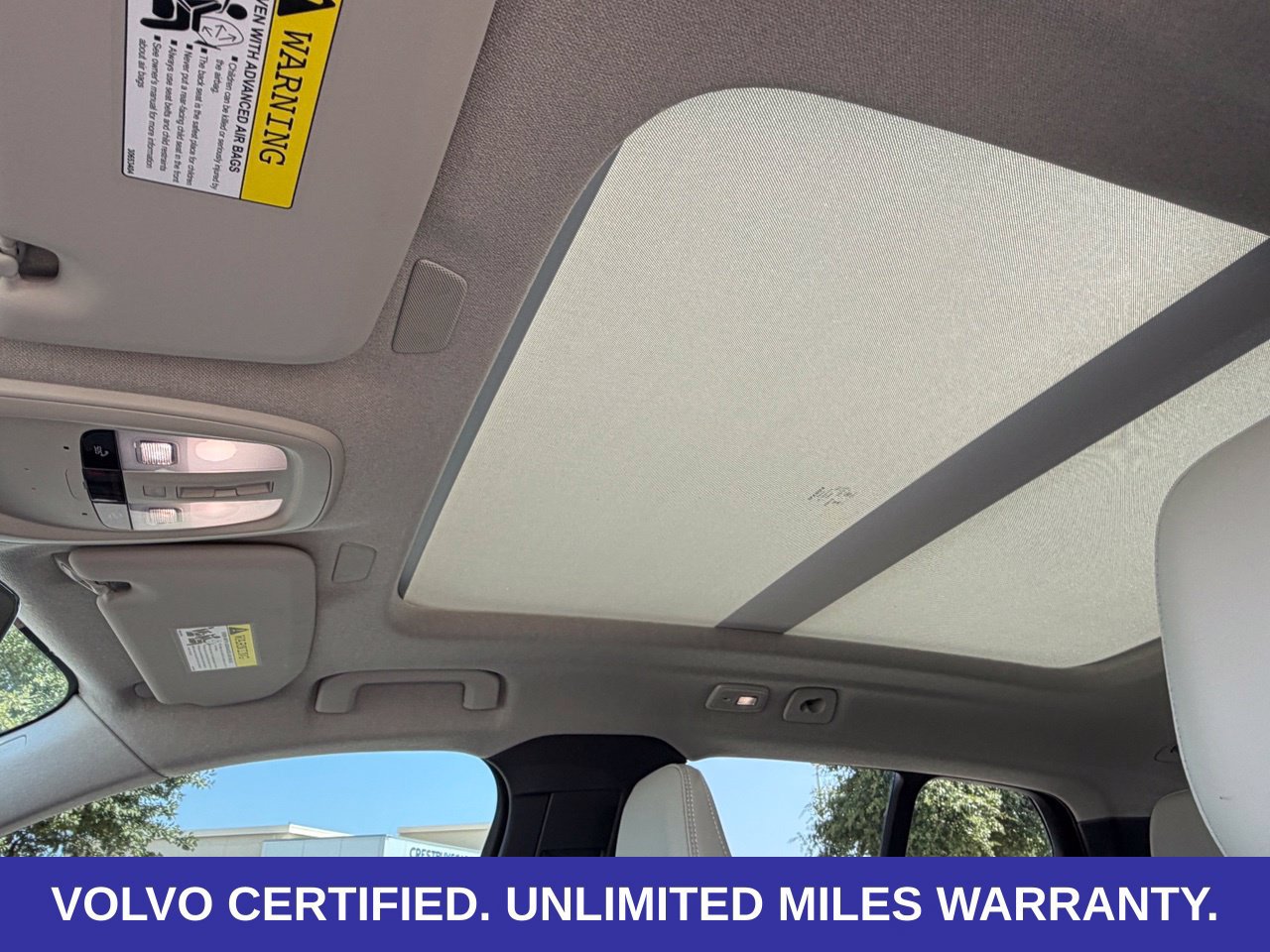 Certified 2025 Volvo XC40 B5 Ultra w/ Protection Package Premier AWD/4WD image 31