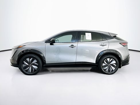 Used 2023 Nissan Ariya AWD image 4