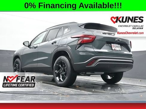 New 2026 Chevrolet Trax LT w/ Driver Confidence Package FWD image 41