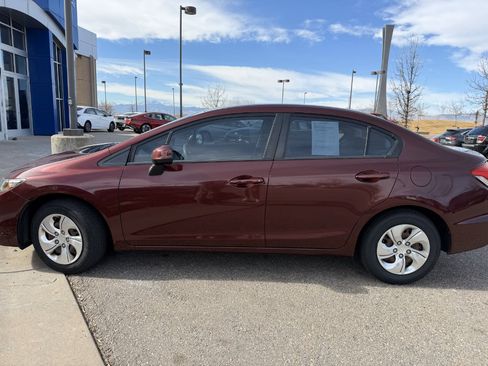 Used 2013 Honda Civic LX image 3