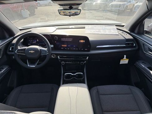 New 2026 Chevrolet Traverse LT w/ Driver Confidence Package image 18