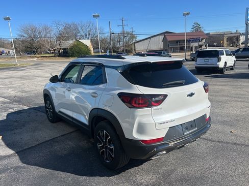 Used 2025 Chevrolet TrailBlazer ACTIV w/ Convenience Package image 5