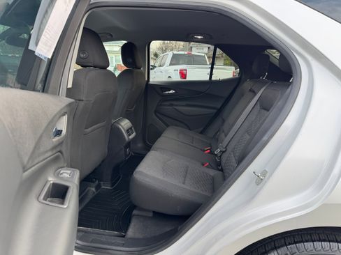 Used 2019 Chevrolet Equinox LT image 12