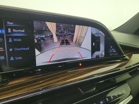 Used 2021 Cadillac Escalade Luxury RWD image 27