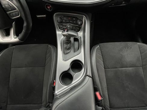 Used 2020 Dodge Challenger SRT Hellcat Redeye image 19