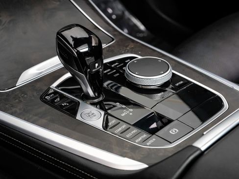 Used 2023 BMW X5 sDrive40i image 28