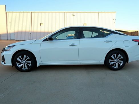 New 2025 Nissan Altima 2.5 S image 2